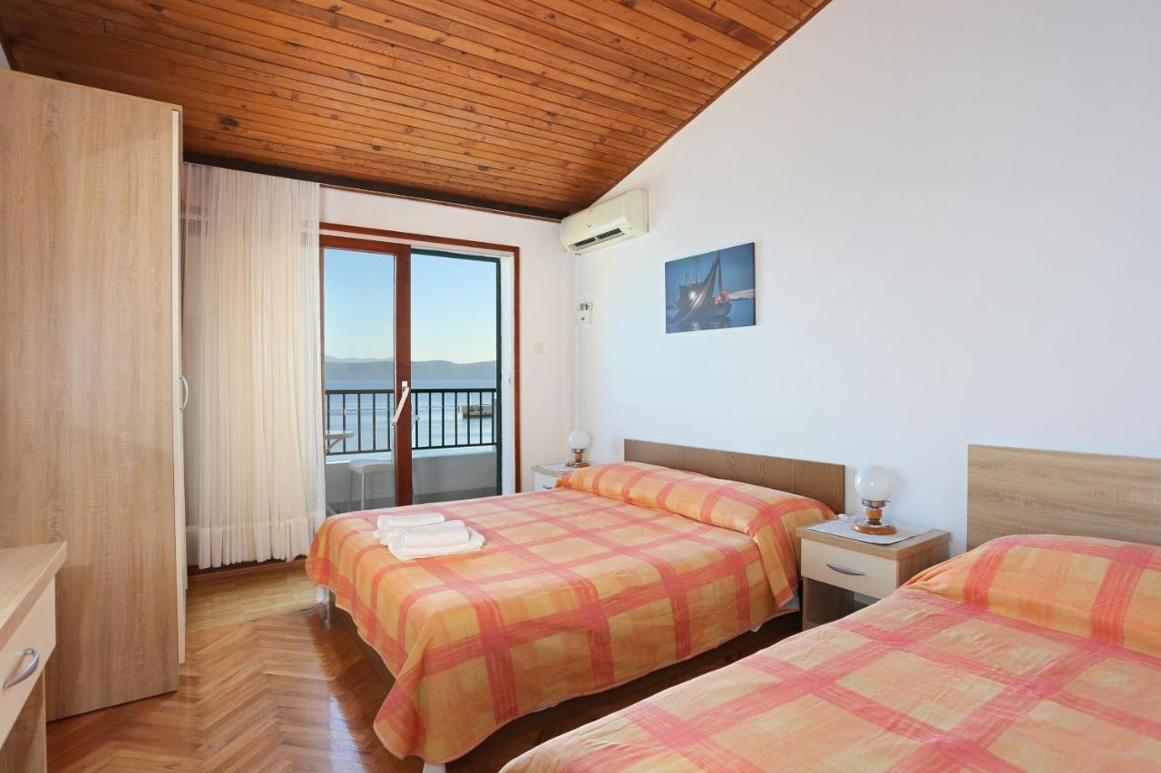 Apartments By The Sea Igrane, Makarska - 6653 Exterior foto
